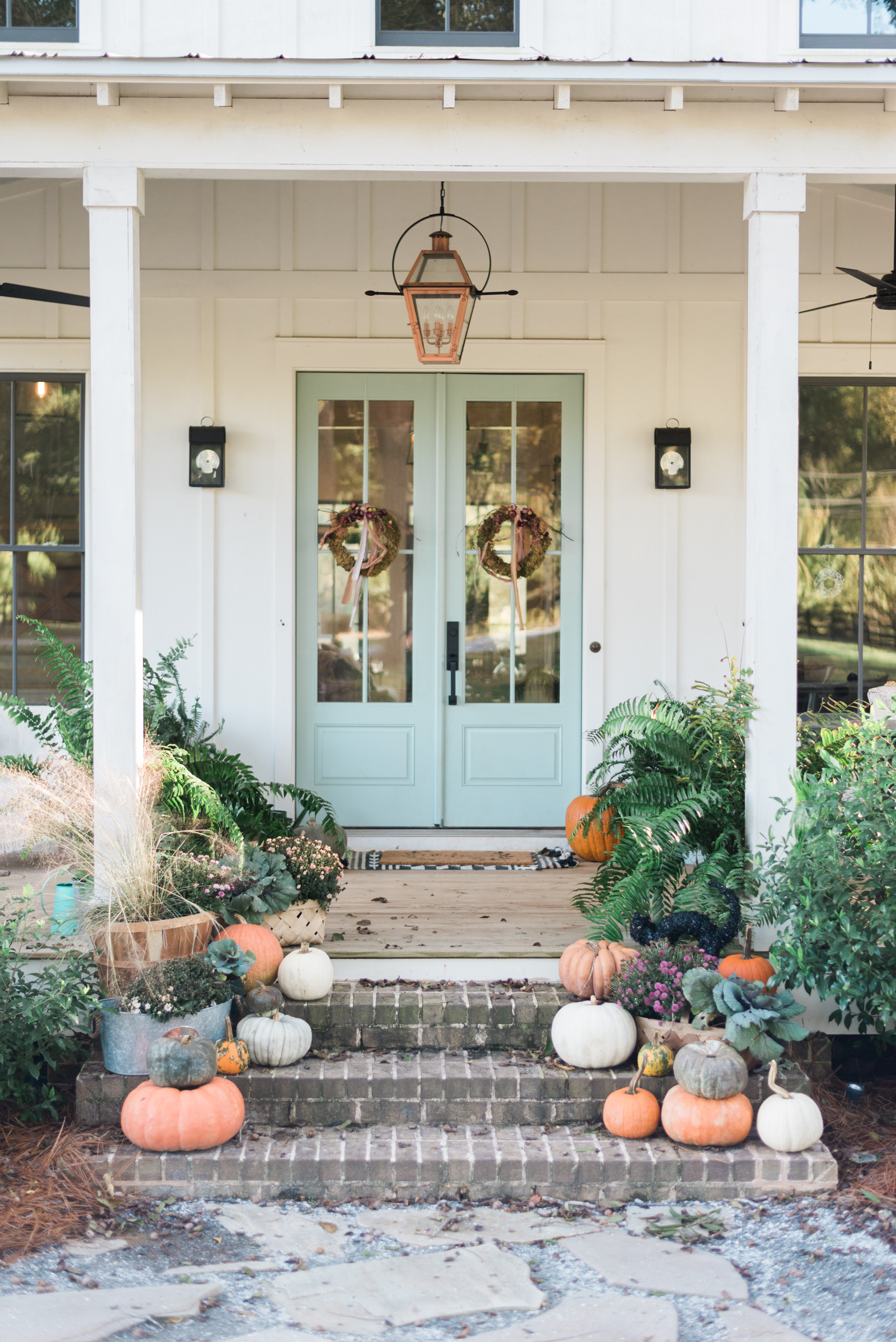 My Front Porch Views this Autumn | aleamoore.com